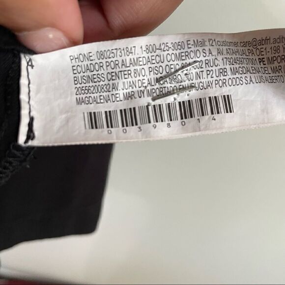 Forever 21 Classic Fit Cuban Collar Shirt - Picture 8 of 9